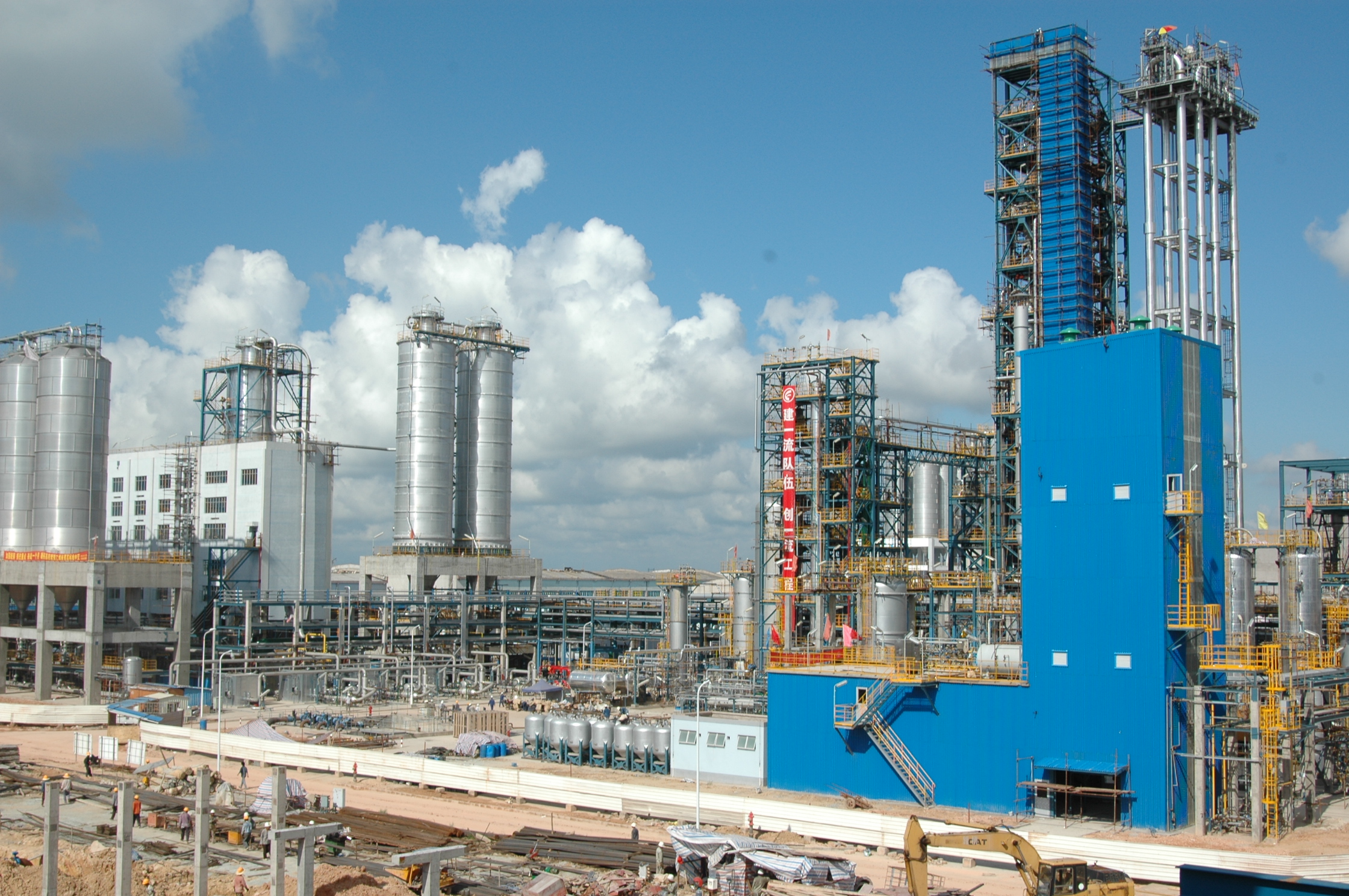 工程业绩   项目名称:  茂名石油化工公司35万吨/年高密度聚乙烯装置