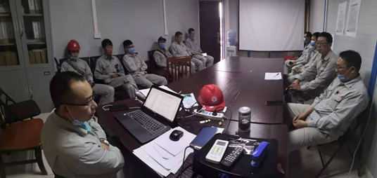 班前短会.jpg
